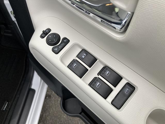 ムーヴキャンバスストライプスＧ１４インチフルホイールキャップ　ＬＥＤヘッドランプ　ＬＥＤフォグランプ　ホっとカップホルダー　両側パワースライドドア　キーフリーシステム　プッシュボタンスタート　ＵＶカットガラス（静岡県）の中古車