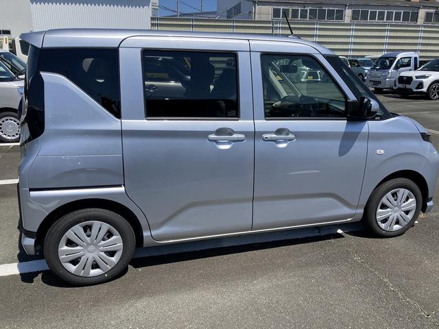 ムーヴLキーフリーレスエントリー LEDヘッドライト 14インチフルホイールキャップ マルチインフォメーションディスプレイ マニュアルエアコン(静岡県)の中古車