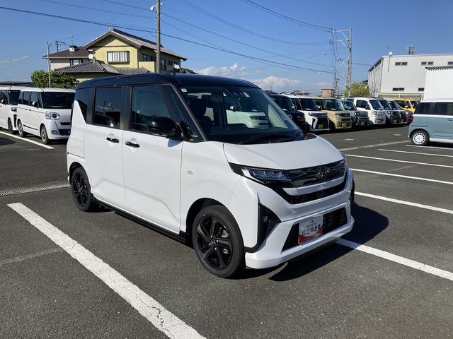 ムーヴＲＳキーフリーシステム　プッシュボタンスタート　ＬＥＤヘッドライト　１５インチアルミホイール　ＴＦＴカラーマルチインフォメーションディスプレイ　両側パワースライドドア　タコメーター（静岡県）の中古車