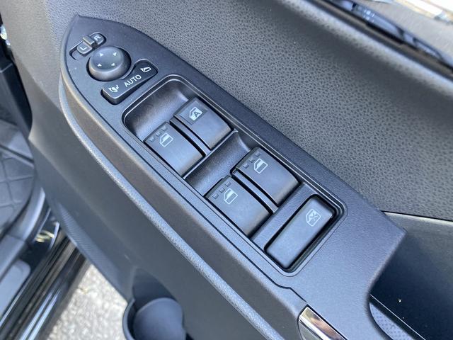 タントカスタムRS15インチアルミホイール キーフリーシステム プッシュボタンスタート オートエアコン(プッシュ式) フルLEDヘッドランプ オート格納式カラードドアミラー 本革巻ステアリングホイール(静岡県)の中古車