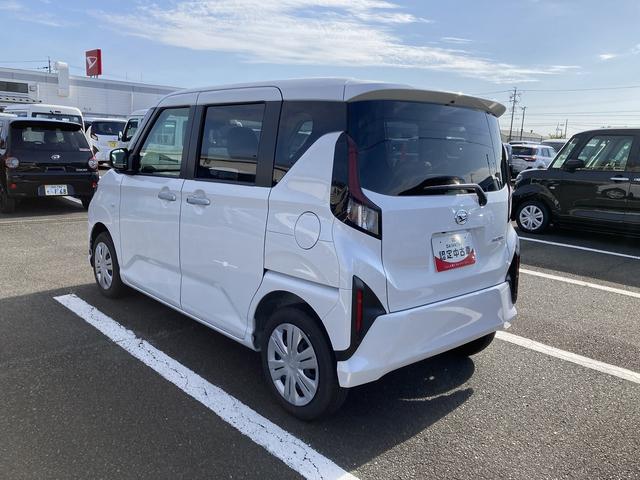 ムーヴXキーフリーシステム プッシュボタンスタート LEDヘッドライト 14インチフルホイールキャップ マルチインフォメーションディスプレイ 左側パワースライドドア(静岡県)の中古車