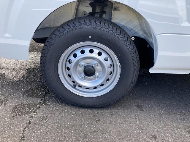 ハイゼットトラックスタンダード４ＷＤ　ＣＶＴ　スーパーＵＶカットガラス（フロントウィンドウ）　プリントレザーシート表皮　マニュアルエアコン　クリーンエアフィルター　電動式パワーステアリング（静岡県）の中古車