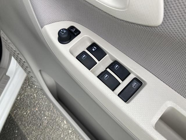 ムーヴL SAIII14インチフルホイールキャップ UVカットゴラス(フロントドア) ウレタンステアリングホイール キーレスエントリー マニュアルエアコン(ダイヤル式)(静岡県)の中古車