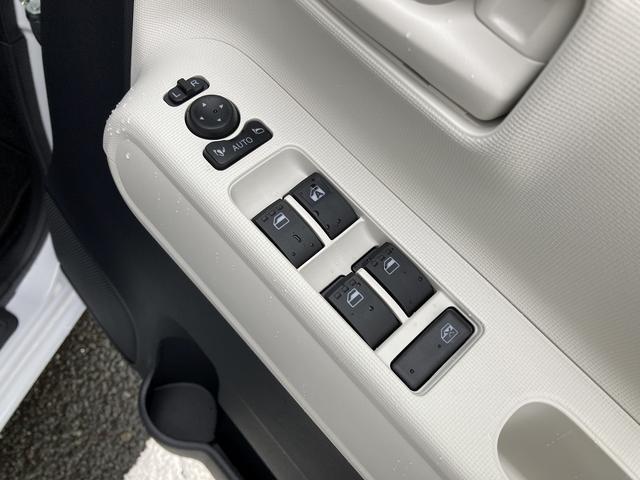 ムーヴキャンバスストライプスＸ１４インチフルホイールキャップ　キーフリーシステム　プッシュボタンスタート　ＵＶカットガラス　両側パワースライドドア　ハロゲンヘッドライト　ラゲージアンダーボックス（静岡県）の中古車