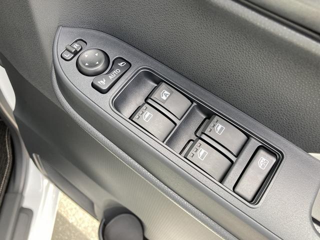タントＸリミテッド１４インチフルホイールキャップ　フルＬＥＤヘッドランプ　オート格納式カラードドアミラー　両側パワースライドドア　ＴＦＴカラーマルチインフォメーションディスプレイ　フルファブリックシート（静岡県）の中古車