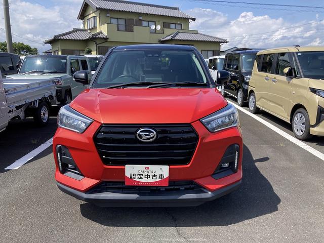 ロッキープレミアム17インチアルミホイール UVIRカット遮音ガラス フルLEDヘッドランプ キーフリーシステム 革巻きステアリングホイール 本革シフトノブ アクティブマルチインフォメーションメーター(静岡県)の中古車