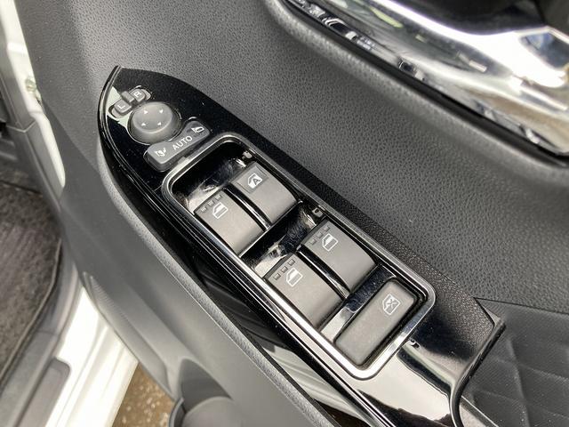 タントカスタムRS15インチアルミホイール キーフリーシステム プッシュボタンスタート オートエアコン(プッシュ式) フルLEDヘッドランプ オート格納式カラードドアミラー 本革巻ステアリングホイール(静岡県)の中古車