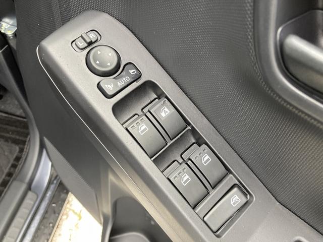 タフトＸ１５インチスチールホイール（ブラック塗装）　マニュアルレベリング機能付フルＬＥＤヘッドランプ　マルチインフォメーションディスプレイ（静岡県）の中古車