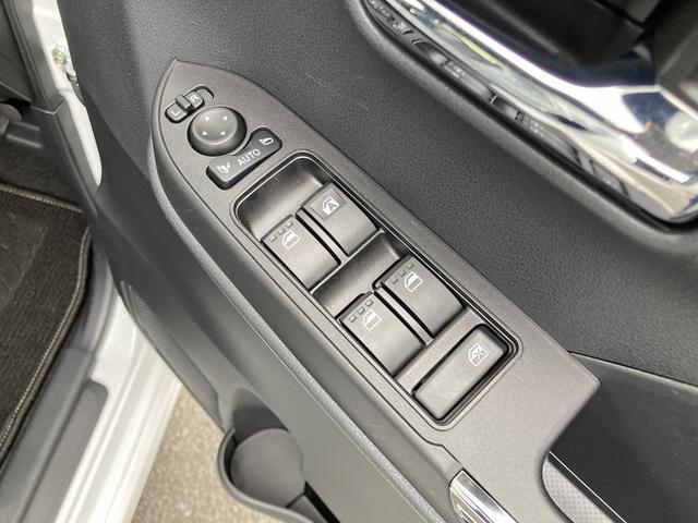 タントカスタムRS15インチアルミホイール キーフリーシステム プッシュボタンスタート オートエアコン(プッシュ式) フルLEDヘッドランプ オート格納式カラードドアミラー 本革巻ステアリングホイール(静岡県)の中古車