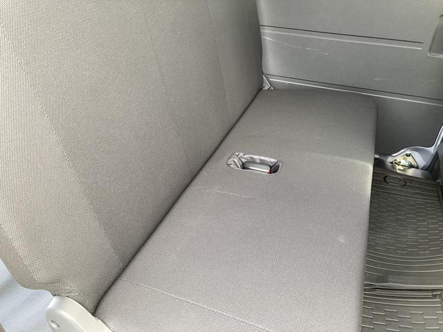 ハイゼットカーゴＤＸＣＶＴ　撥水フルファブリックシート表皮　オーバーヘッドシェルフ　アッパートレイ　キーレスエントリー　ユースフルナット（３１ヶ所）（静岡県）の中古車