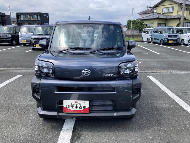 タフトX15インチスチールホイール(ブラック塗装) マニュアルレベリング機能付フルLEDヘッドランプ マルチインフォメーションディスプレイ(静岡県)の中古車