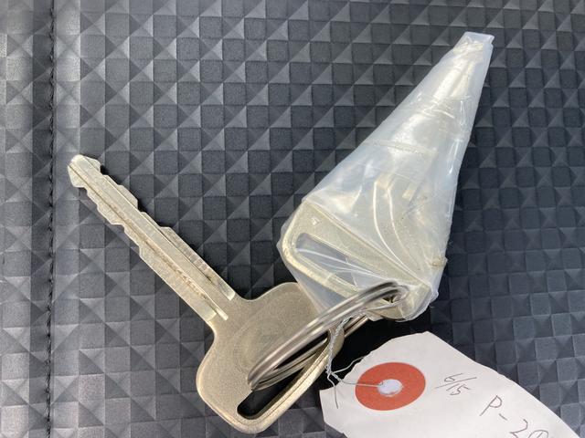 ハイゼットトラックスタンダード2WD CVT スーパーUVIRカットガラス(フロントウィンドウ) プリントレザーシート表皮 マニュアルエアコン 電動式パワーステアリング(静岡県)の中古車