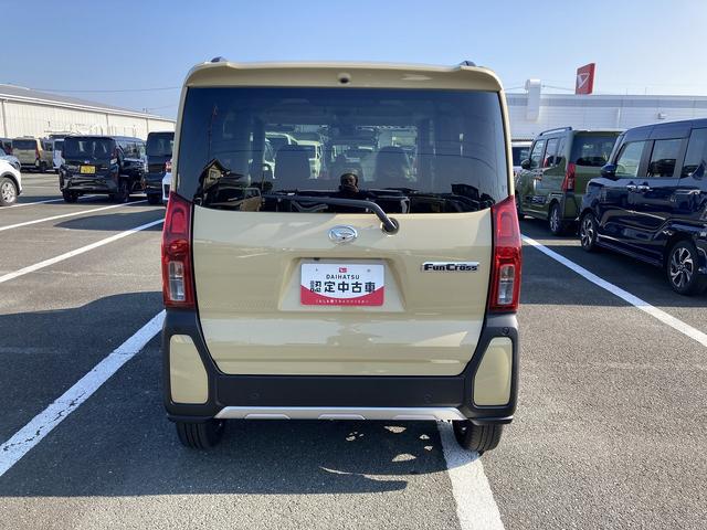 タントファンクロスターボ15インチアルミホイール フルLEDヘッドランプ オート格納式カラードドアミラー 両側パワースライドドア キーフリーシステム プッシュボタンスタート(静岡県)の中古車