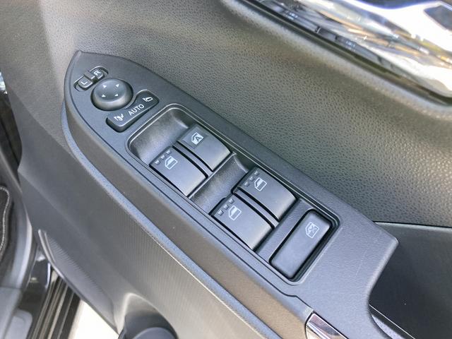 タントカスタムRS15インチアルミホイール キーフリーシステム プッシュボタンスタート オートエアコン(プッシュ式) フルLEDヘッドランプ オート格納式カラードドアミラー 本革巻ステアリングホイール(静岡県)の中古車