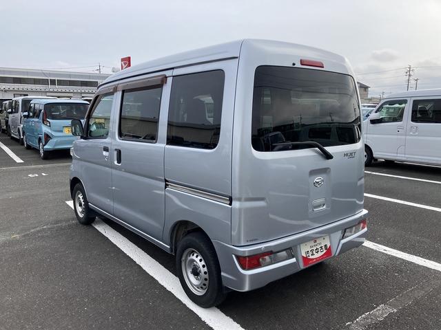 ハイゼットカーゴデラックスSAIIIAT 撥水フルファブリックシート表皮 オーバーヘッドシェルフ アッパートレイ キーレスエントリー ユースフルナット(16ヶ所) 荷室ランプ(静岡県)の中古車