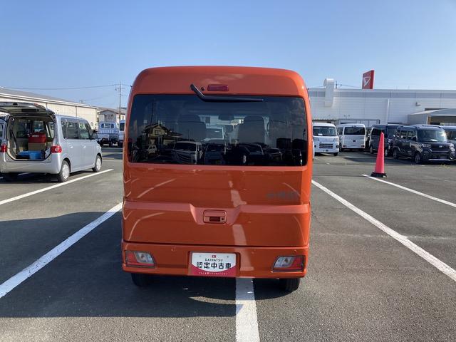 ハイゼットカーゴクルーズＣＶＴ　電動格納式カラードドアミラー　スーパーＵＶＩＲカットガラス（フロントウィンドウ）　１２インチフルホイールキャップ　撥水フルファヴリックシート表皮　大型ＬＥＤ荷室灯　キーフリーシステム（静岡県）の中古車
