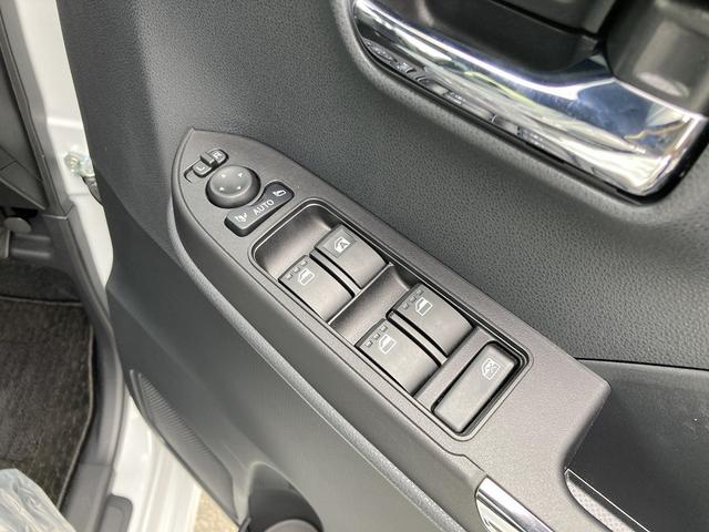 タントカスタムＸ１４インチアルミホイール　大型エアロバンパー　フルＬＥＤヘッドランプ　オート格納式カラードドアミラー　両側パワースライドドア　キーフリーシステム　プッシュボタンスタート（静岡県）の中古車