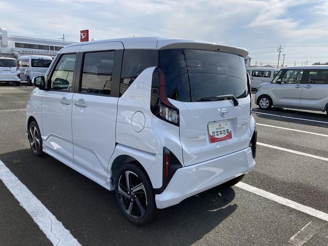 ムーヴＲＳキーフリーシステム　プッシュボタンスタート　ＬＥＤヘッドライト　１５インチアルミホイール　両側パワースライドドア　カラーマルチインフォメーションディスプレイ（静岡県）の中古車