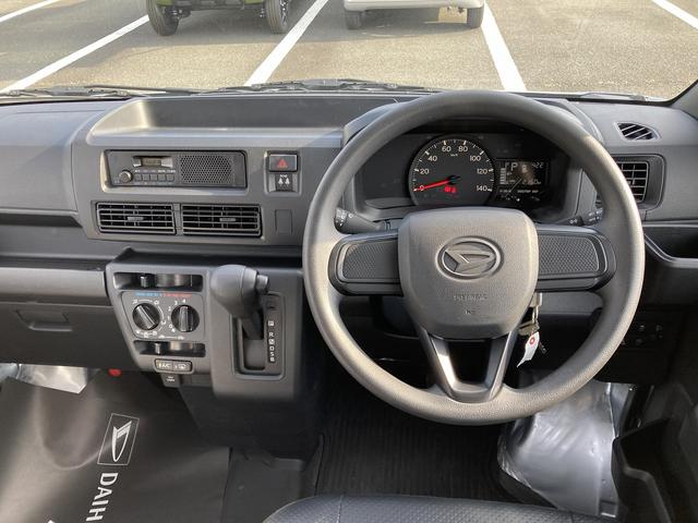 ハイゼットカーゴスペシャル２ＷＤ　ＣＶＴ　プリントレザーシート　アッパートレイ　ユースフルナット（３１か所）（静岡県）の中古車