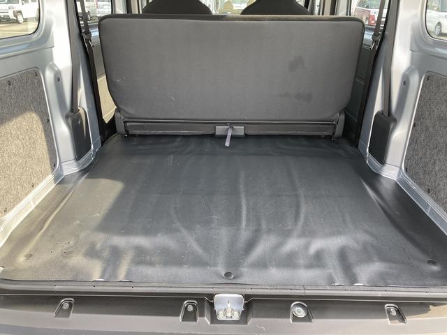 ハイゼットカーゴスペシャル２ＷＤ　ＣＶＴ　プリントレザーシート　アッパートレイ　ユースフルナット（３１か所）（静岡県）の中古車