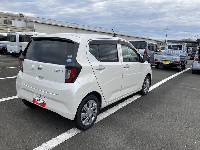 ミライースＸ　ＳＡIII１４インチフルホイールキャップ　ＬＥＤヘッドランプ　電動格納式（カラード）ドアミラー　自発光式デジタルメーターブルーイルミネーションメーター　マニュアルエアコン（ダイヤル式）　キーレスエントリー（静岡県）の中古車