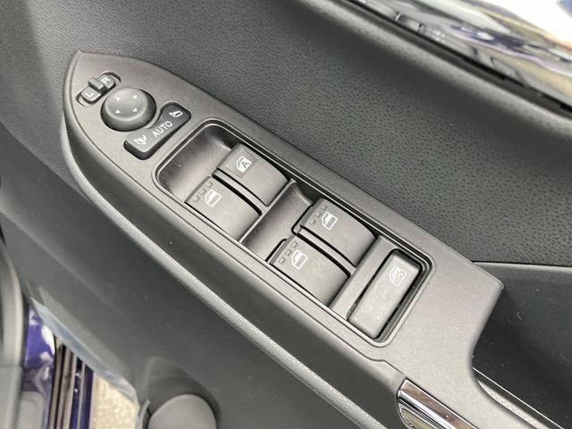 タントカスタムRSリミテッド15インチアルミホイール キーフリーシステム プッシュボタンスタート オートエアコン(プッシュ式) フルLEDヘッドランプ オート格納式カラードドアミラー 本革巻ステアリングホイール(静岡県)の中古車