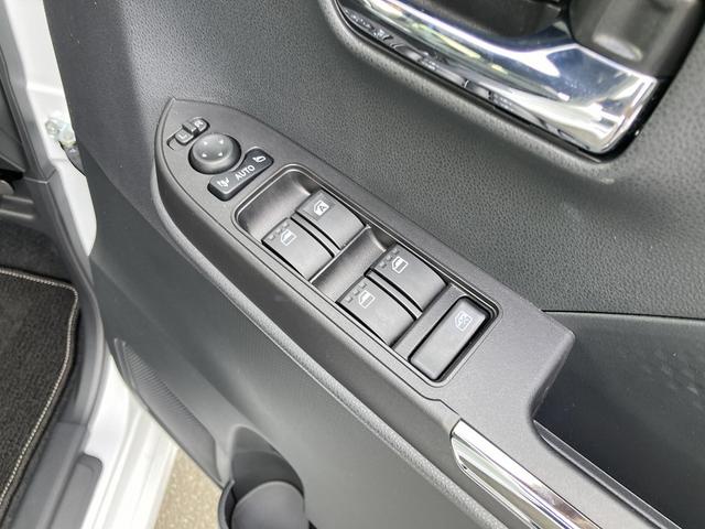 タントカスタムRSリミテッド15インチアルミホイール キーフリーシステム オートエアコン(プッシュ式) フルLEDヘッドランプ オート格納式カラードドアミラー 本革巻ステアリングホイール ディスプレイオーディオ バックカメラ(静岡県)の中古車