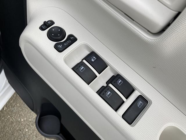ムーヴキャンバスストライプスＸ１４インチフルホイールキャップ　キーフリーシステム　ＵＶカットガラス　両側パワースライドドア　ハロゲンヘッドライト　ラゲージアンダーボックス　ディスプレイオーディオ　バックカメラ（静岡県）の中古車
