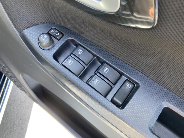 ムーヴカスタム　ＸリミテッドII　ＳＡIII１４インチアルミホイール　ウレタンインパネセンターシフト　スーパーＵＶＩＲカットガラス（フロントドア）　ＬＥＤヘッドランプ　自発光式２眼メーター　ＴＦＴカラーマルチインフォメーションディスプレイ（静岡県）の中古車