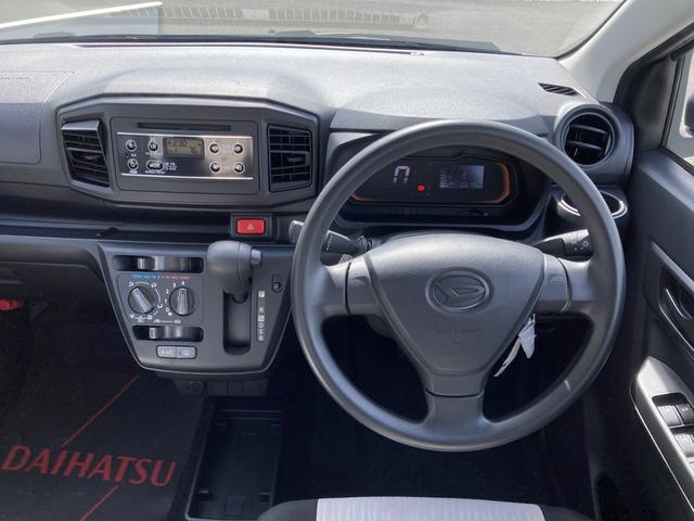 ミライースＬ　ＳＡIII１３インチフルホイールキャップ　マルチリフレクターハロゲンヘッドランプ　可倒式ドアミラー　自発光式デジタルメーターアンバーイルミネーションメーター　マニュアルエアコン（ダイヤル式）　キーレスエントリー（静岡県）の中古車
