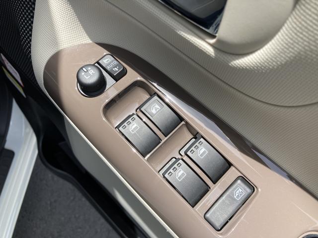 ムーヴキャンバスＧメイクアップＶＳ　ＳＡIII１４インチフルホイールキャップ　ＬＥＤヘッドランプ　キーフリーシステム　両側パワースライドドア　オートエアコン（プッシュ式）　オートライト　置きラクボックス（静岡県）の中古車