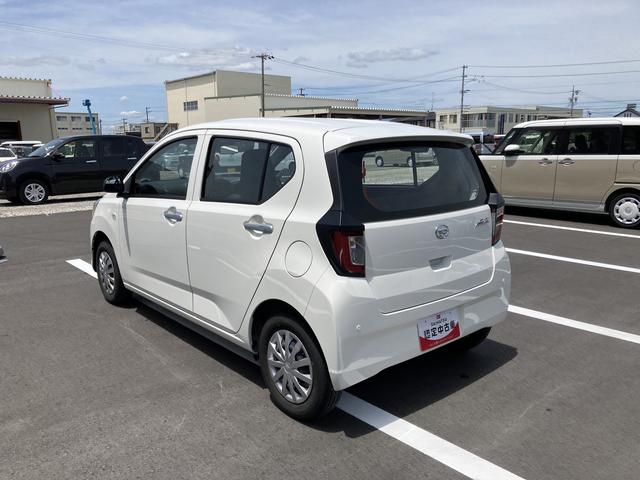 ミライースＬ　ＳＡIII１３インチフルホイールキャップ　マルチリフレクターハロゲンヘッドランプ　可倒式ドアミラー　自発光式デジタルメーターアンバーイルミネーションメーター　マニュアルエアコン（ダイヤル式）　キーレスエントリー（静岡県）の中古車