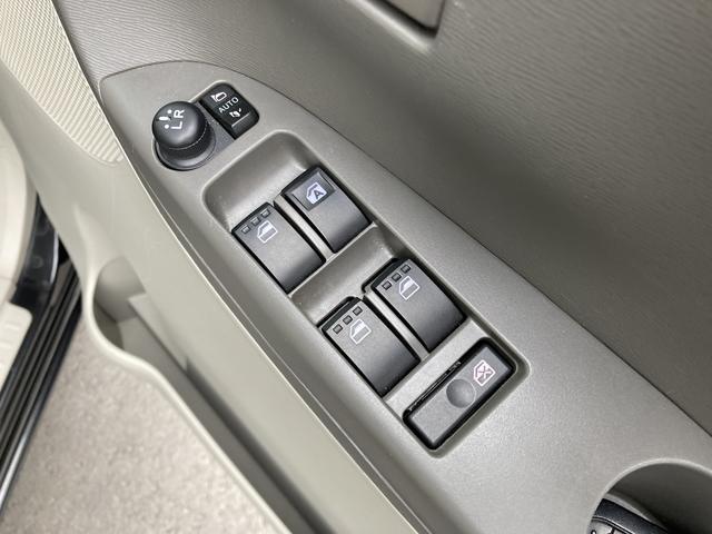タントＸ　ＳＡIIIキーフリーシステム　パワースライドドア（左側）　オートエアコン（プッシュ式）　オートライト　ハロゲンヘッドランプ　マルチインフォメーションディスプレイ（静岡県）の中古車