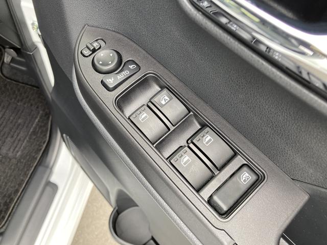 タントカスタムＲＳ１５インチアルミホイール　大型エアロバンパー　フルＬＥＤヘッドランプ　オート格納式カラードドアミラー　本革巻ステアリングホイール（静岡県）の中古車