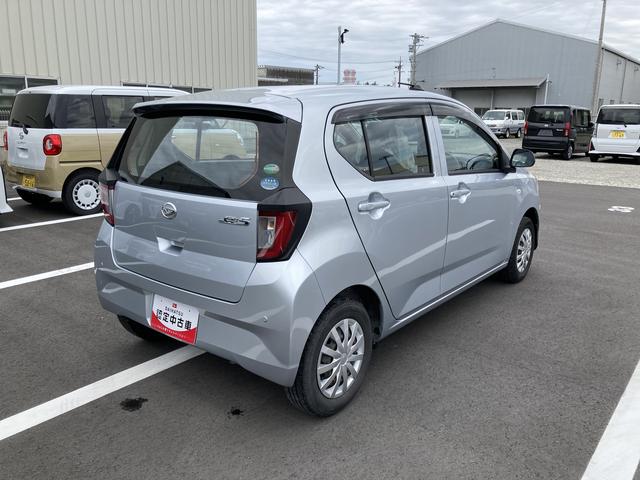 ミライースＬ　ＳＡIII１３インチフルホイールキャップ　マルチリフレクターハロゲンヘッドランプ　可倒式ドアミラー　自発光式デジタルメーターアンバーイルミネーションメーター　マニュアルエアコン（ダイヤル式）　キーレスエントリー（静岡県）の中古車