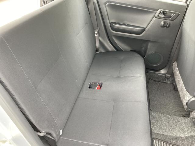 ミライースＬ　ＳＡIII１３インチフルホイールキャップ　マルチリフレクターハロゲンヘッドランプ　可倒式ドアミラー　自発光式デジタルメーターアンバーイルミネーションメーター　マニュアルエアコン（ダイヤル式）　キーレスエントリー（静岡県）の中古車