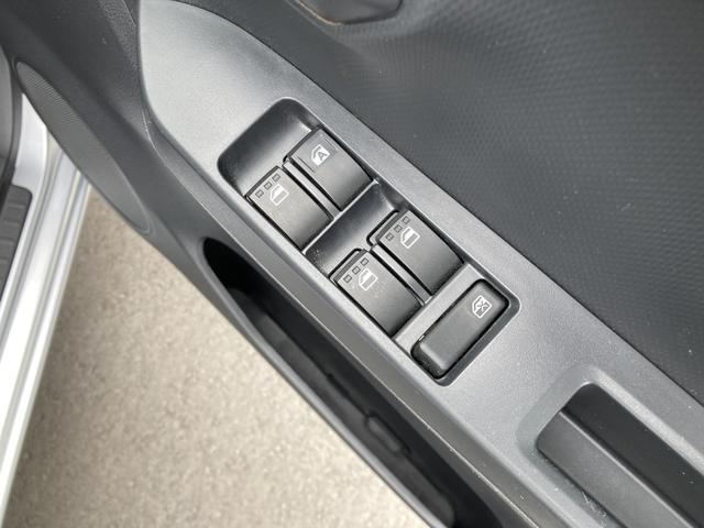 ミライースＬ　ＳＡIII１３インチフルホイールキャップ　マルチリフレクターハロゲンヘッドランプ　可倒式ドアミラー　自発光式デジタルメーターアンバーイルミネーションメーター　マニュアルエアコン（ダイヤル式）　キーレスエントリー（静岡県）の中古車