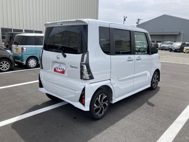タントカスタムＸ１４インチアルミホイール　大型エアロバンパー　フルＬＥＤヘッドランプ　オート格納式カラードドアミラー　両側パワースライドドア　キーフリーシステム　プッシュボタンスタート（静岡県）の中古車