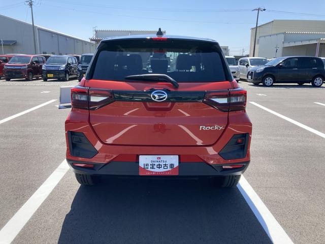 ロッキープレミアムＧ１７インチアルミホイール　ＵＶＩＲカット遮音ガラス　フルＬＥＤヘッドランプ　運転席・助手席シートヒーター　ウレタンステアリングホイール　本革シフトノブ　アクティブマルチインフォメーションメーター（静岡県）の中古車