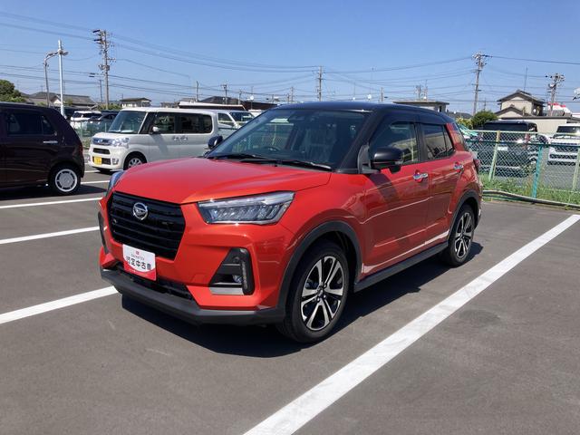 ロッキープレミアムＧ１７インチアルミホイール　ＵＶＩＲカット遮音ガラス　フルＬＥＤヘッドランプ　運転席・助手席シートヒーター　ウレタンステアリングホイール　本革シフトノブ　アクティブマルチインフォメーションメーター（静岡県）の中古車