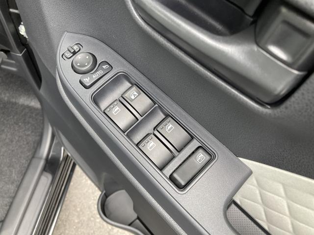 タントＸ１４インチフルホイールキャップ　フルＬＥＤヘッドランプ　オート格納式カラードドアミラー　左側パワースライドドア　ＴＦＴカラーマルチインフォメーションディスプレイ　フルファブリックシート（静岡県）の中古車