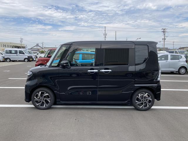 タントカスタムＸ１４インチアルミホイール　大型エアロバンパー　フルＬＥＤヘッドランプ　オート格納式カラードドアミラー　両側パワースライドドア　キーフリーシステム　プッシュボタンスタート（静岡県）の中古車