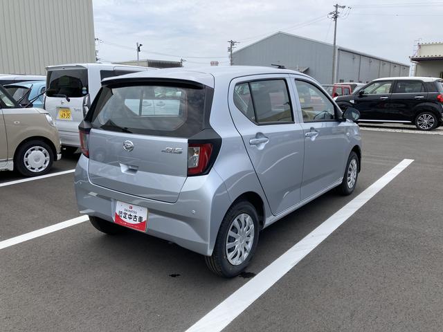 ミライースＬ　ＳＡIII１３インチフルホイールキャップ　マルチリフレクターハロゲンヘッドランプ　可倒式ドアミラー　自発光式デジタルメーターアンバーイルミネーションメーター　マニュアルエアコン（ダイヤル式）　キーレスエントリー（静岡県）の中古車