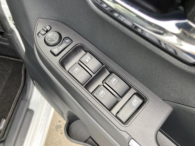 タントカスタムＸ１４インチアルミホイール　大型エアロバンパー　フルＬＥＤヘッドランプ　オート格納式カラードドアミラー　両側パワースライドドア　キーフリーシステム　プッシュボタンスタート（静岡県）の中古車