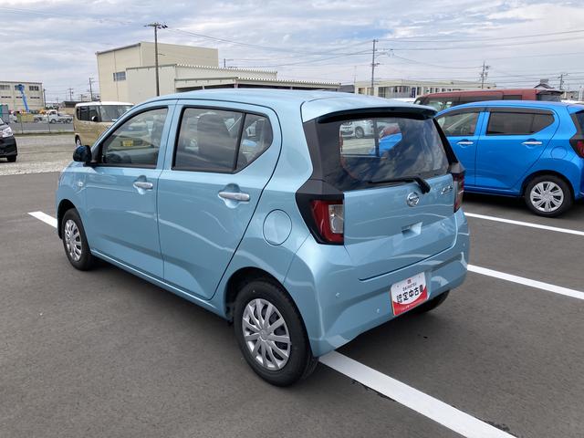 ミライースＬ　ＳＡIII１３インチフルホイールキャップ　マルチリフレクターハロゲンヘッドランプ　可倒式ドアミラー　自発光式デジタルメーターアンバーイルミネーションメーター　マニュアルエアコン（ダイヤル式）　キーレスエントリー（静岡県）の中古車
