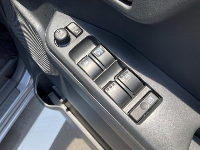 ウェイクLスペシャルリミテッドSAIII14フルホイールキャップ キーフリーシステム プッシュンボタンスタート オートライト UVカットガラス 電動格納ドアミラー(静岡県)の中古車