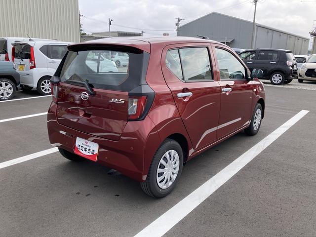 ミライースＬ　ＳＡIII１３インチフルホイールキャップ　マルチリフレクターハロゲンヘッドランプ　可倒式ドアミラー　自発光式デジタルメーターアンバーイルミネーションメーター　マニュアルエアコン（ダイヤル式）　キーレスエントリー（静岡県）の中古車