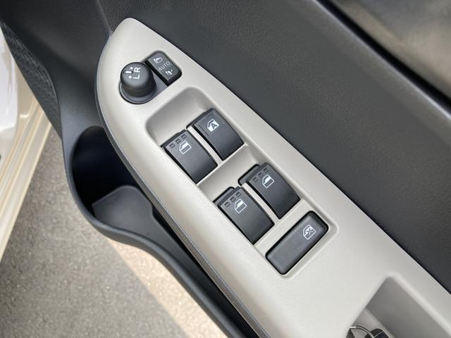 ブーンシルク　ＳＡIIIキーフリーシステム　プッシュボタンスタート　純正ナビ　フルホイールキャップ　電動格納ドアミラー　オートエアコン（プッシュ式）　ＵＶカットガラス（静岡県）の中古車
