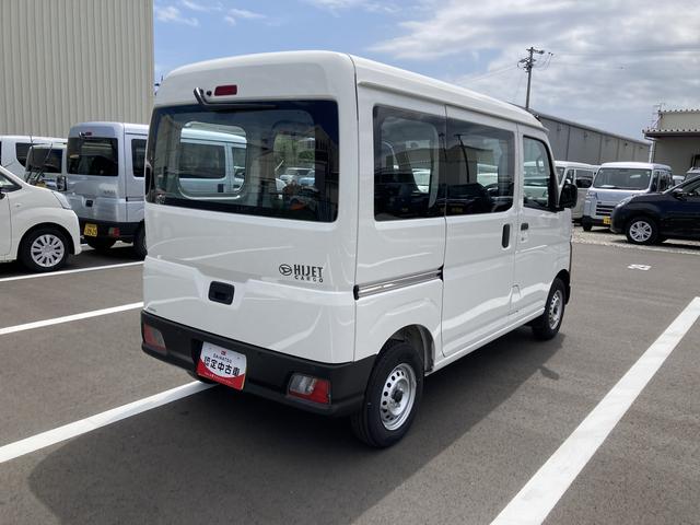 ハイゼットカーゴスペシャル２ＷＤ　ＣＶＴ　プリントレザーシート　アッパートレイ　ユースフルナット（３１か所）（静岡県）の中古車