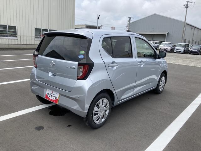 ミライースＸ　ＳＡIII１４インチフルホイールキャップ　ＬＥＤヘッドランプ　電動格納式（カラード）ドアミラー　自発光式デジタルメーターブルーイルミネーションメーター　マニュアルエアコン（ダイヤル式）　キーレスエントリー（静岡県）の中古車